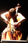 Sara violoncelle.jpg